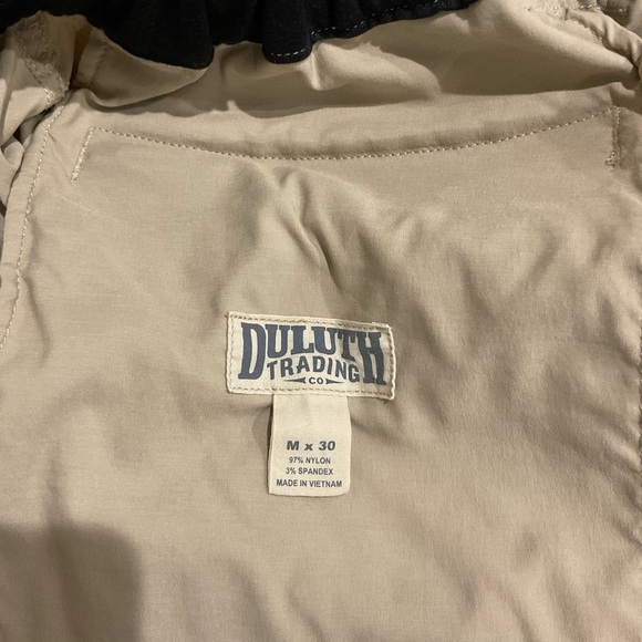Duluth Trading Co. Cargo Pants Tan Elastic Back Waist Nylon Men’s Med Waist 30 L - Picture 15 of 16